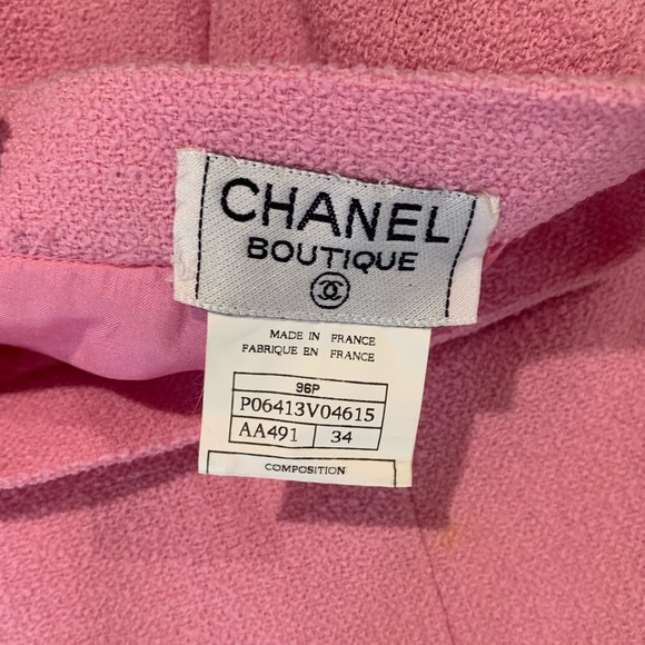 Vintage Chanel Suit Set - Picture 6 of 8